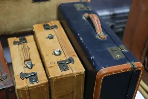 New York City Prints: Vintage suitcases