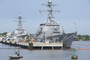 Base Prints: Virginia, Norfolk. Norfolk Navel Station. US Naval destroyer, DDG 74, McFaul