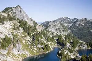Images Dated 15th September 2008: WA, Alpine Lakes Wilderness, Granite Mountain Potholes, with Trico Mountain