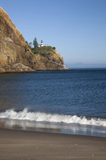 Images Dated 19th August 2011: WA, Cape Disappointment State Park, Cape Disappointment lighthouse; built 1856