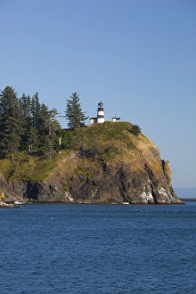 Images Dated 20th August 2011: WA, Cape Disappointment State Park, Cape Disappointment lighthouse; built 1856