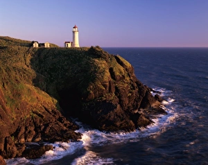 WA, Cape Disappointment State Park, North Head Lighthouse, established 1898, along