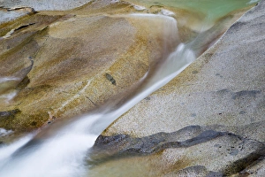 Images Dated 1st September 2016: WA, Mount Baker Snoqualmie National Forest, Water and rock