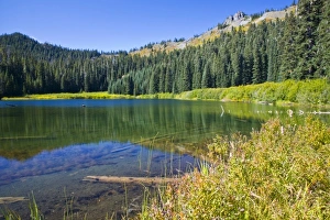 Images Dated 26th September 2007: WA, Mount Baker Snoqualmie National Forest, Cottonwood Lake