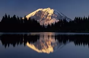 Images Dated 2nd July 2007: WA, Mt. Baker Snoqualmie NF, Clearwater Wilderness, Summit Lake, Mt. Rainier reflected