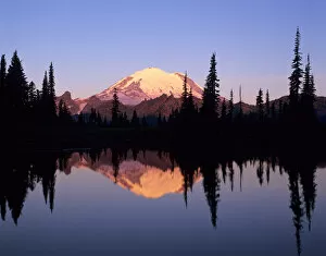 Images Dated 1st May 2007: WA, Mt. Rainier NP, Mt. Rainier and reflection in Upper Tipsoo Lake at sunrise