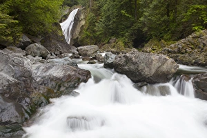 WA, Olallie State Park, Twin Falls, Lower fall on the Snoqualmie River