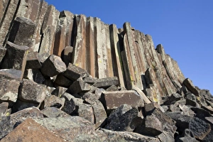 WA, Othello, Columbia National Wildlife Refuge, columnar basalt formation