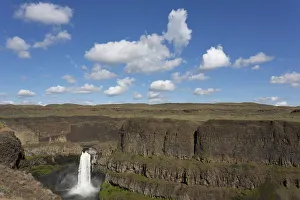 Images Dated 30th April 2016: WA, Palouse Falls State Park, Palouse Falls