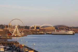 Images Dated 5th July 2012: WA, Seattle, The Seattle Great Wheel, at Pier 57 on the waterfront