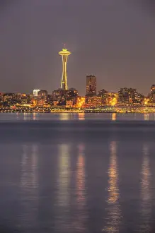 Images Dated 4th August 2010: WA, Seattle, Seattle skyline and Elliott Bay from West Seattle