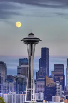 WA, Seattle, Seattle skyline with moon rising from Kerry Park