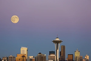 Images Dated 30th July 2015: WA, Seattle, skyline view from Kerry Park, with full moon (2015) Composite image