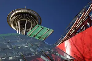 Images Dated 12th March 2006: WA, Seattle, Space Needle with Experience Music Project