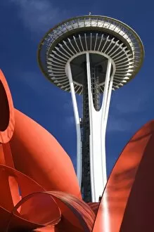Images Dated 12th March 2006: WA, Seattle, Space Needle with Olympic Iliad sculpture