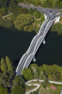 Images Dated 26th March 2015: Waikato River and Fairfield Bridge (1937), Hamilton, Waikato, North Island, New Zealand