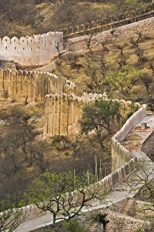 Winding Prints: Wall around Amber Fort, Jaipur, India