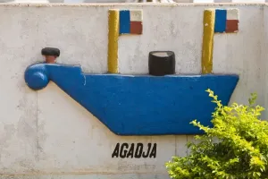 West Africa Prints: Wall mural of ship along Route des Esclaves (Slave Route) in Ouidah in Southern Benin