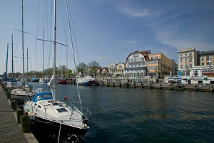 Images Dated 29th April 2004: warnemunde harbor