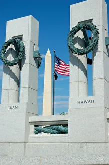 Images Dated 16th June 2005: Washington, DC, National WWII Memorial