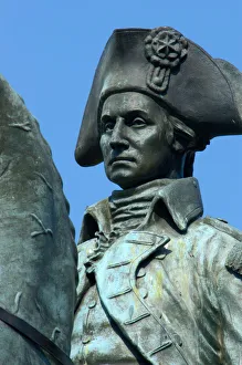 Images Dated 18th June 2005: Washington, DC, statue of General George Washington
