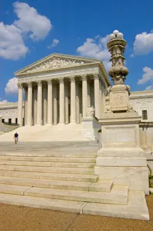 Images Dated 18th June 2005: Washington, DC, Supreme Court Building