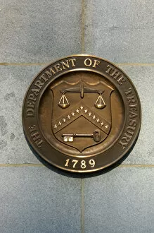 Images Dated 18th June 2005: Washington, DC, The Treasury Department, bronze emblem