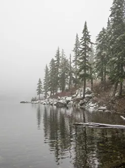 Images Dated 18th May 2022: Washington State, Central Cascades. Mason Lake