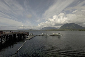 Images Dated 16th September 2006: Along the Watefront, Tofino, British Columbia, Canada, September 2006
