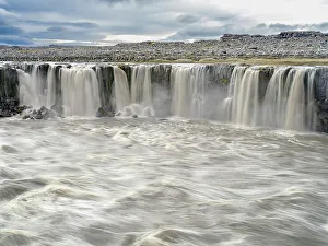 Images Dated 23rd June 2022: Waterfall Selfoss in the Vatnajokull National Park