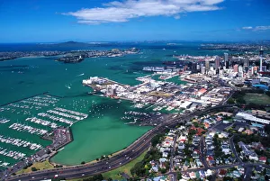 Images Dated 26th September 2005: Westhaven Marina, Waitemata Harbour, waterfront, motorway and Auckland City - aerial
