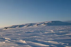 Images Dated 12th April 2006: winter landscape on Herschel island, on the frozen Arctic ocean, off the Mackenzie river delta