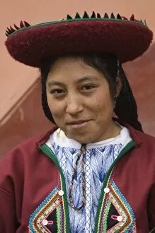 Woman in traditional dress and hat, Chinchero, Department of Cuzco, Peru. (MR)