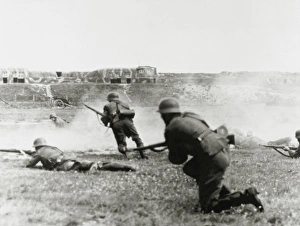 Exercise Prints: WORLD WAR II. German army tactical exercises