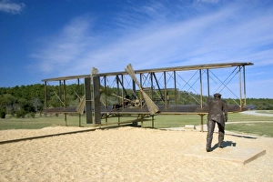 Images Dated 6th April 2007: Wright Brothers National Memorial at Manteo, North Carolina