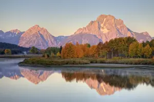WY, Grand Teton National Park, Teton Range with Mount Moran and Snake River at sunrise