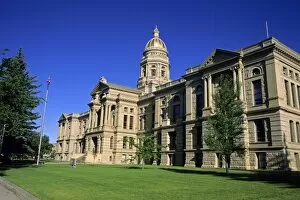 Images Dated 16th October 2007: The Wyoming State Capitol Building in Cheyenne