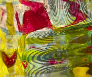 Images Dated 8th October 2021: Yellow, green and red abstract