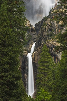 Images Dated 8th May 2014: Yosemite Falls, Yosemite National Park, California USA
