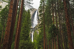Images Dated 8th May 2014: Yosemite Falls, Yosemite National Park, California USA