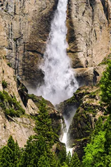 Images Dated 24th May 2011: Detail of Yosemite Falls, Yosemite National Park, California, USA
