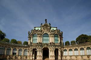 Images Dated 9th September 2004: Zwinger Wallpavillion, Dresden, Germany